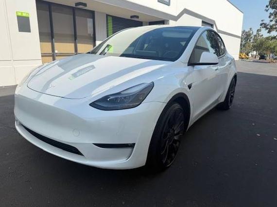 TESLA MODEL Y 2022 7SAYGDEF6NF485176 image